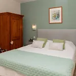 D'ault Bed & Breakfast 3*